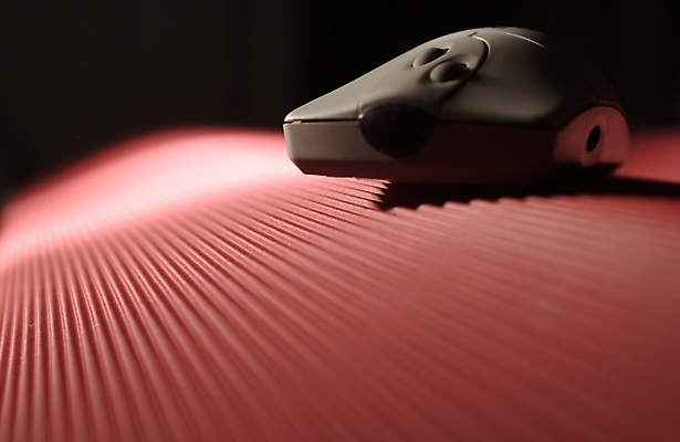 포토 JPG 스튜디오촬영 백그라운드 사람없음 컴퓨터 컴퓨터용품 마우스 오브젝트 컴퓨터부품 판지 휠마우스 광마우스 골판지 국내포토 종이 실내 전자제품 부속품 파일형식