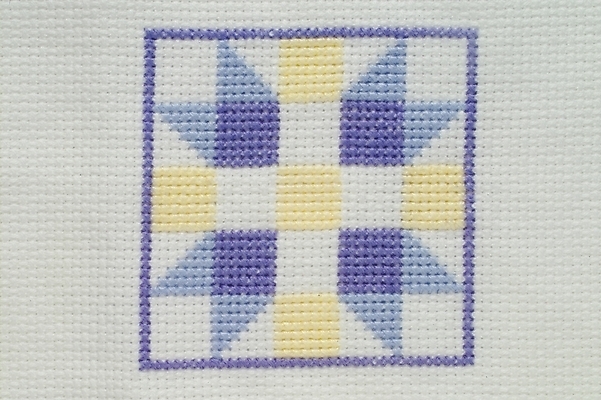 포토 JPG 스튜디오촬영 문양 패턴 도안 사람없음 직물 바늘 실 오브젝트 십자수 공단 십자수바늘 국내포토 무늬 실내 도구 파일형식