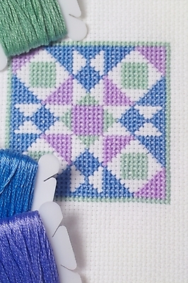 포토 JPG 스튜디오촬영 생활용품 도안 사람없음 직물 실 바느질도구 오브젝트 십자수 공단 십자수바늘 보빈 국내포토 실내 실타래 파일형식