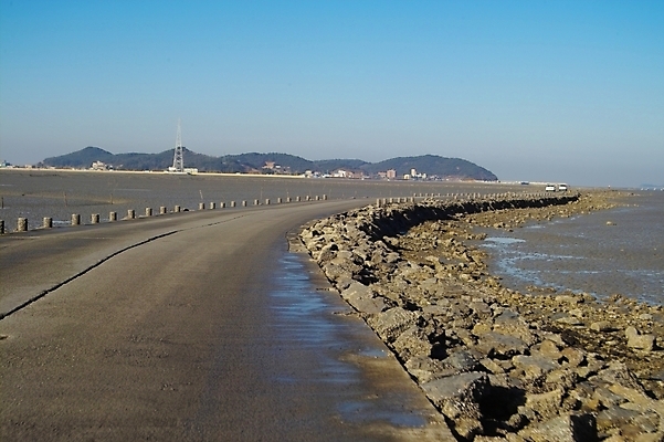 포토 JPG 주간 도로 길 육상교통 바다 섬 백그라운드 교통 자동차 자연 하늘 풍경 사람없음 야외 제부도 화성시 국내포토 자연요소 교통수단 교통시설 생태계 경기도 화성_경기도 파일형식
