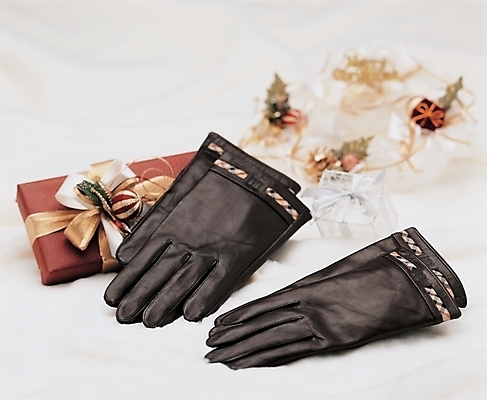 포토 JPG 잡화 장갑 포장 실내 선물 사람없음 장식 선물상자 오브젝트 가죽장갑 두켤레 국내포토 내부 상자 파일형식