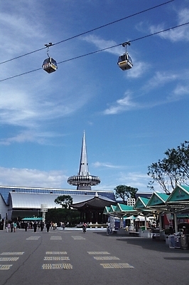 포토 JPG 주간 구름 공원 육상교통 하늘 풍경 야외 여행객 군중 케이블카 대전엑스포 엑스포 국내포토 자연요소 공공시설 교통수단 사람 파일형식