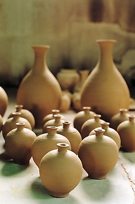 포토 JPG 주간 그릇 유물 한국 실내 사람없음 도자기 병 도자기공예 오브젝트 토기 국내포토 자연요소 전통 식기 아시아 내부 용기_그릇 공예 파일형식