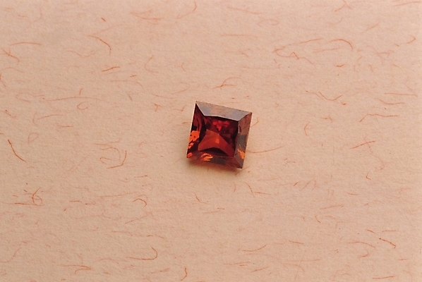 포토 JPG 잡화 장신구 실내 사람없음 광석 보석 오브젝트 가넷 국내포토 내부 파일형식