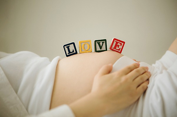 포토 JPG 스튜디오촬영 여자 엄마 실내 사랑 한명 상반신 옆모습 30대 눕기 희망 임산부 한국인 보호 준비 설레임 복부 성인여자만 성인여자한명만 장년여자한명만 국내포토 1 감정 뷰포인트 컨셉 가족 모션 사람 동양인 내부 신체부위 장년 임신 여자만 여자한명만 장년여자만 성인만 파일형식