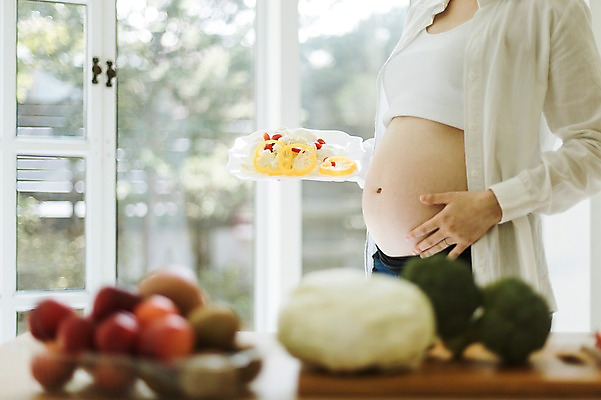 포토 JPG 스튜디오촬영 여자 채소 과일 엄마 실내 건강 한명 서기 상반신 성인 옆모습 30대 희망 임산부 한국인 준비 설레임 복부 성인여자만 성인여자한명만 장년여자한명만 국내포토 1 감정 뷰포인트 가족 모션 사람 동양인 내부 신체부위 장년 임신 여자만 여자한명만 장년여자만 성인만 파일형식