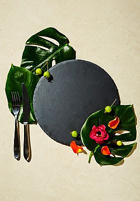 포토 JPG 스튜디오촬영 식물 접시 꽃 백그라운드 포크 잎 프레임 실내 사람없음 나이프 수국 하이베리컴 스톤플레이트 국내포토 식기 내부 칼 파일형식