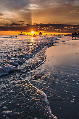 포토 JPG 해외이미지 실루엣 파도 여행 하늘 풍경 사람없음 물 파란색 일몰 대서양 플로리다 해외202004 해외포토 자연요소 바다 컬러 촬영기법 노을 미국 파일형식 이미지허브