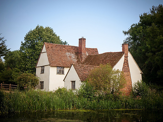 포토 JPG 해외이미지 전통 영어 벽 여행 건축양식 하늘 지붕 영국 잉글랜드 주택 풍경 사람없음 야외 건물 여름 강 반사 교회 평화 계곡 시골 역사 재산 타일 그림 시골집 동쪽 방앗간 옛날 해외202004 해외포토 문자 건축물 계절 건축 유럽 컨셉 종교건축 금융 방향 파일형식 이미지허브