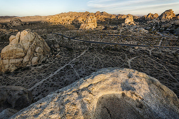 포토 JPG 해외이미지 구름 여행 하늘 아침 날씨 휴가 산 건조 풍경 사람없음 야외 여름 일출 환경 미국 새벽 사막 고독 보호 즐거움 캘리포니아 암초 멀리 기후변화 서쪽 해외202004 해외포토 주간 자연요소 계절 감정 컨셉 북아메리카 노을 변화 방향 파일형식 이미지허브