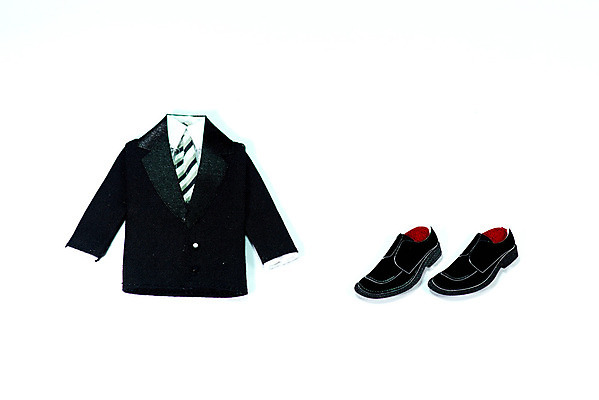 포토 JPG 해외이미지 드레스 남자 신발 넥타이 정장 턱시도 사람없음 검은색 코트 면 가죽 캔버스 해외202004 해외포토 잡화 옷 컬러 사람 외투 파일형식 이미지허브