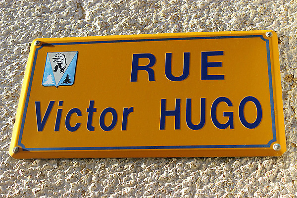 포토 JPG 해외이미지 유럽 벽 여행 산 거리 사람 사람없음 프랑스 수확 도시 중세 역사 클래식 작가 사인 그림 예술가 지역 타운 프랑스어 옛날 원고 파리(프랑스) 해외202004 해외포토 직업 문자 나라 컨셉 농업 파일형식 이미지허브