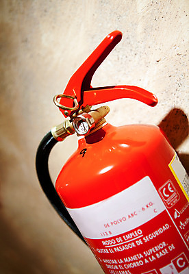 포토 JPG 해외이미지 아이콘 산업 백그라운드 불 손잡이 경고 안전 사람없음 빨간색 세로 금속 거품 장비 긴급 뜨거움 구출 보호 위험 컨테이너 소방관 사건 심볼 오브젝트 서비스 싱글 예방 보안 공포 분무기 호스 소화기 보험 연소 고립 압력 헬프 화상 화학물질 해외202004 해외포토 자연요소 컬러 컨셉 재질 도움 화학 상처 안전장비 구조원 소방 파일형식 이미지허브