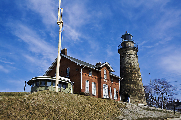 포토 JPG 해외이미지 건축양식 하늘 벽돌 등대 항해 안전 사람없음 건물 항구 역사 언덕 신호 옛날 해외202004 해외포토 건축물 건축 배_교통 교통시설 파일형식 이미지허브