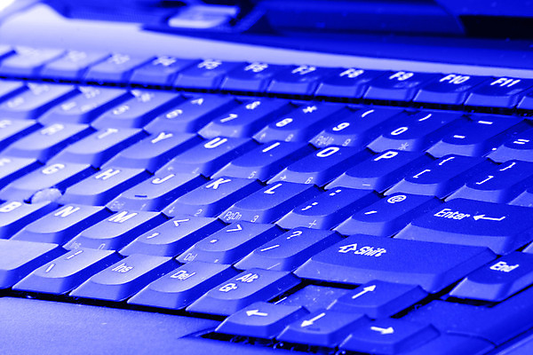 포토 JPG 해외이미지 비즈니스 버튼 사람없음 파란색 노트북 전자제품 컴퓨터 공책 키보드 편지 심볼 묘사 오브젝트 해외202004 해외포토 컬러 문구용품 파일형식 이미지허브