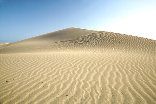 포토 JPG 해외이미지 모래 산 사람없음 사막 스페인 모래언덕 피라미드 땅바닥 오아시스 해외202004 해외포토 건축물 유럽 바닥 언덕 랜드마크 파일형식 이미지허브