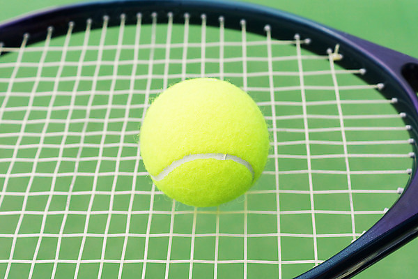 포토 JPG 해외이미지 선 줄 스포츠 컨셉 공 놀이 표면 건강 사람없음 야외 초록색 노란색 경쟁 장비 테니스 게임 라켓 오브젝트 찬성 법정 테마 흑연 해외202004 해외포토 스포츠용품 컬러 구기 광석 파일형식 이미지허브