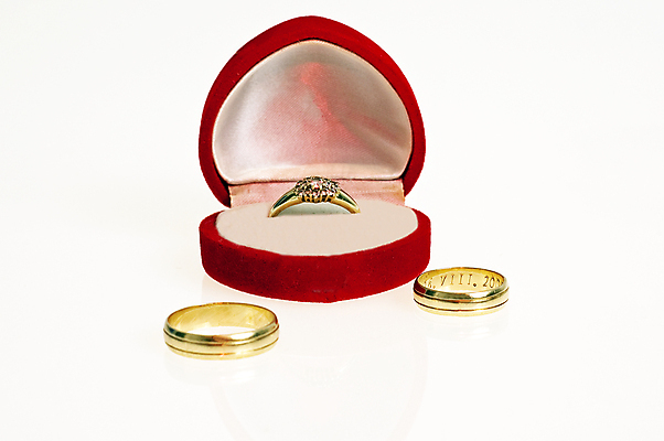 포토 JPG 해외이미지 모양 그릇 장신구 선물 사람없음 장식 황금 보석 오브젝트 구식 해외202004 해외포토 식기 광석 파일형식 이미지허브