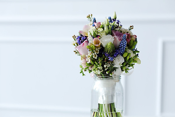 포토 JPG 해외이미지 식물 계절 꽃 벽 줄기 꽃다발 백그라운드 잎 꽃무늬 자연 탁자 아파트 주택 사람없음 장식 초록색 물 컬러풀 장미 꽃병 봄 벚꽃 흰색 축하 신선 개화 플랫 냄비 허브 오브젝트 해외202004 해외포토 자연요소 컬러 가구 컨셉 무늬 건물 솥 생태계 파일형식 이미지허브