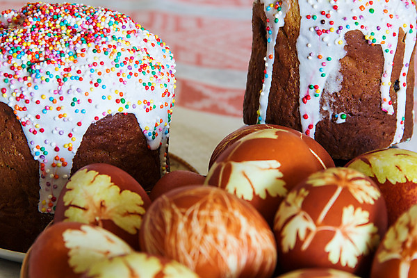 포토 JPG 해외이미지 접시 기독교 종교 음식 패턴 휴가 부활절 사람없음 장식 교회 케이크 계란 검은색 식사 페인트 봄 축하 설탕 먹기 심볼 해외202004 해외포토 식기 계절 기념일 컬러 컨셉 무늬 종교건축 모션 디저트 건물 알 파일형식 이미지허브