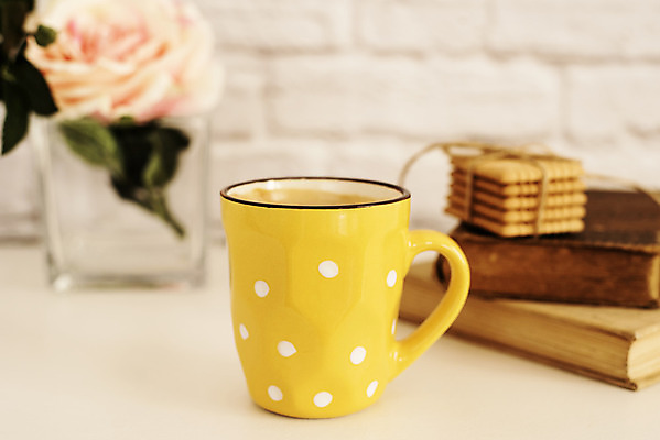 포토 JPG 해외이미지 꽃잎 꽃 커피 음식 분홍색 꽃다발 백그라운드 컨셉 탁자 아침 휴가 디저트 건조 선물 사랑 사람없음 목재 장식 책 컵 빛 상자 컬러풀 장미 쿠키 초콜릿 머그컵 수확 골동품 흰색 시간 달콤 복고 모음 구성 옛날 파스텔톤 페스츄리 해외202004 해외포토 주간 나무 식물 식기 감정 음료 빵 컬러 가구 농업 재료 한글 맛 파일형식 이미지허브