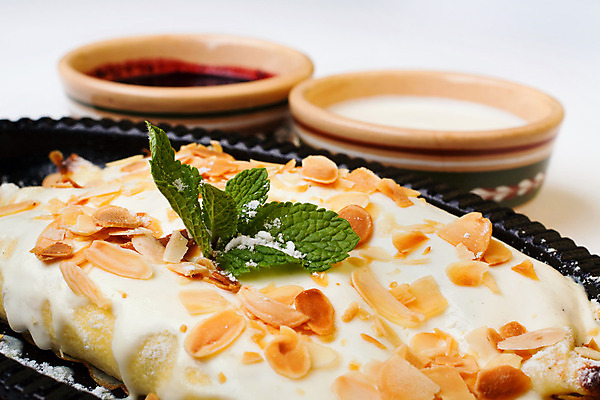 포토 JPG 해외이미지 접시 음료 음식 빵 백그라운드 크리스마스 다이어트 휴가 디저트 기술 사탕 요리 사람없음 케이크 얼음 저녁식사 껍질 흰색 대접 신선 맛 아침식사 사과 상품 잼 굽기 민트 크림 아몬드 요거트 마멀레이드 바닐라 식용 페스츄리 핸드메이드 해외202004 해외포토 자연요소 식기 기념일 컬러 컨셉 과일 유제품 건강 식사 견과류 소스_음식 구이 허브 파일형식 이미지허브