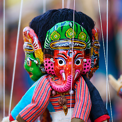 포토 JPG 해외이미지 전통 손 아시아 문화 인형 놀이 매달리기 미술 동양인 사람없음 목재 컬러풀 장난감 세일 상점 그리기 시장 극장 쇼 기념품 네팔 신화 마리오네트 소매 수공예 꼭두각시 솜씨 카트만두 핸드메이드 힌두교 해외202004 해외포토 나무 나라 종교 컬러 재료 모션 문화예술 인종 신체부위 공예 오브젝트 파일형식 이미지허브