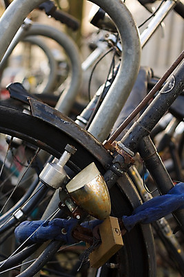 포토 JPG 해외이미지 사람없음 자전거 닫기 승차 네덜란드 운하 암스테르담 해외202004 해외포토 유럽 모션 바이크 파일형식 이미지허브