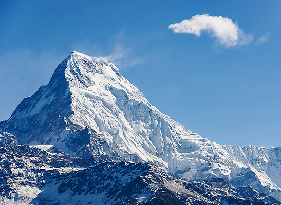 포토 JPG 해외이미지 구름 아시아 여행 자연 하늘 산 풍경 사람없음 야외 파란색 일출 환경 등산 트래킹 흰색 황무지 정상 큼 고도 빙하 지역 네팔 남쪽 산악지대 울퉁불퉁 웅장함 절정 히말라야 눈내림 해외202004 해외포토 자연요소 나라 컬러 레저 눈_날씨 노을 크기 방향 생태계 파일형식 산맥 이미지허브