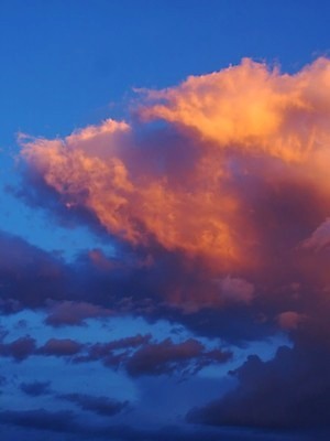 포토 JPG 해외이미지 구름 백그라운드 하늘 날씨 사람없음 파란색 빛 햇빛 활발 분위기 예측 공평 해외202004 해외포토 자연요소 컬러 컨셉 태양 파일형식 이미지허브