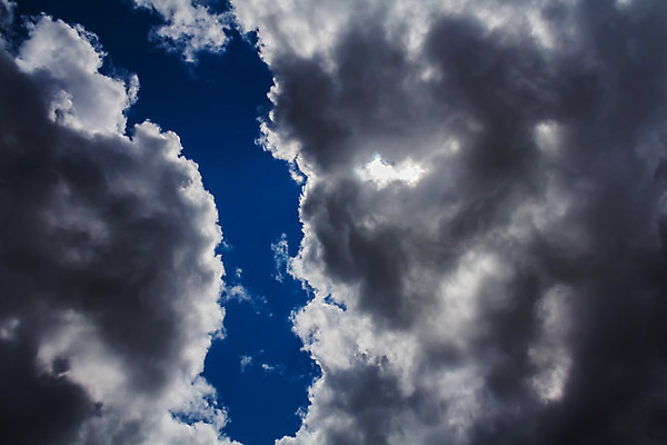 포토 JPG 해외이미지 구름 캐나다 자연 하늘 바람 사람없음 여름 파란색 햇빛 맑음 어둠 놀람 흰색 해외202004 해외포토 자연요소 계절 감정 컬러 북아메리카 날씨 표정 태양 생태계 파일형식 이미지허브