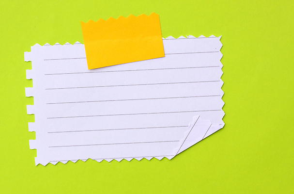 포토 JPG 해외이미지 교육 종이 백그라운드 비즈니스 학교 문구용품 프레임 사람없음 빨간색 사무실 쪽지 공백 메시지 편지지 질감 문서 클립 페이지 공지사항 시트 판지 패드 조언 해외202004 해외포토 컬러 편지 오브젝트 파일형식 이미지허브