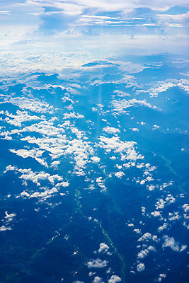 포토 JPG 해외이미지 구름 여행 백그라운드 자연 벽지 하늘 날씨 휴가 비행기 프레임 안테나 파노라마 풍경 사람없음 야외 가로 파란색 빛 평화 우주 환경 맑음 자유 흰색 정상 항공 천국 스카이라인 내추럴 넘어짐 대패 수평선 해외202004 해외포토 자연요소 컬러 컨셉 통신 항공교통 모션 대중교통 촬영기법 생태계 파일형식 이미지허브