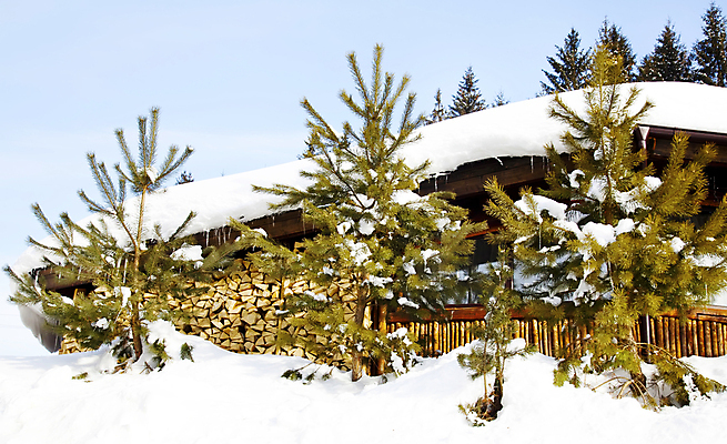 포토 JPG 해외이미지 전통 겨울 자연 하늘 사람없음 야외 목재 마을 맑음 냉동 얼음 추위 흰색 신선 소나무 각도 고드름 전나무 해외202004 해외포토 자연요소 나무 계절 컬러 재료 날씨 생태계 파일형식 이미지허브