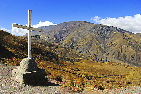 포토 JPG 해외이미지 기독교 종교 여행 십자가 자연 하늘 산 건조 풍경 사람없음 목재 치료 빛 교회 믿음 계곡 맑음 성경 희망 하이킹 고통 천주교 추위 기도 예수 영혼 정상 신비 심볼 언덕 사인 신성 귀족 숭배 신앙심 해외202004 해외포토 나무 감정 컨셉 재료 종교용품 의학 종교건축 레저 날씨 건물 신_종교 생태계 파일형식 이미지허브