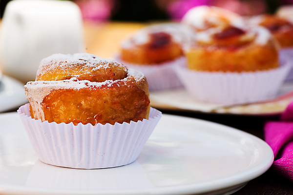 포토 JPG 해외이미지 1 접시 열매 꽃 커피 음식 조각 백그라운드 과일 탁자 딸기 티타임 디저트 사람없음 야외 컵 빨간색 여름 파티 케이크 정원 봄 빵집 수확 흰색 신선 생일 차 달콤 맛 아침식사 잼 굽기 묘사 롤 산딸기 설정 페스츄리 핸드메이드 해외202004 해외포토 식물 식기 계절 기념일 음료 빵 컬러 가구 컨셉 농업 휴식 이벤트 상점 식사 소스_음식 구이 파일형식 이미지허브