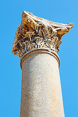 포토 JPG 해외이미지 전통 아시아 문화 여행 백그라운드 유적 건축양식 하늘 휴가 거리 사람 사람없음 야외 우주 검은색 회색 바위 흰색 기둥 역사 재산 극장 폐허 질감 과거 대리석 칠면조 그리스인 깨짐 로마인 옛날 파멸 스타일 해외202004 튀르키예 해외포토 서양인 건축 나라 컬러 컨셉 재료 조류 인종 금융 돌_바위 파일형식 소멸 이미지허브