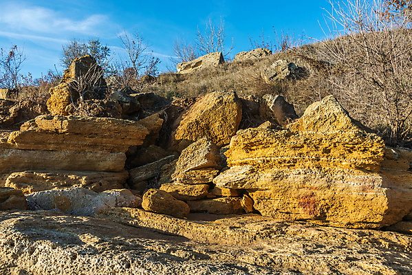 포토 JPG 해외이미지 계절 모래 파도 바다 자연 조류 풍경 사람없음 물 파란색 태양 마을 껍질 가을 시골 만 고독 만족 홍합 석호 석회암 우크라이나 화창 해외202004 해외포토 자연요소 동물 감정 유럽 컬러 날씨 어패류 암석 생태계 파일형식 이미지허브