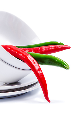 포토 JPG 해외이미지 그릇 식기 접시 음식 채소 재료 고추 파프리카 건강 요리 사람없음 빨간색 세로 초록색 주방 추위 신선 뜨거움 사발 선택 중앙 먹기 향신료 묘사 매움 날카로움 후추 고립 페퍼로니 해외202004 해외포토 컬러 컨셉 모션 사기그릇 소시지 맛 향미료 파일형식 이미지허브
