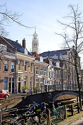 포토 JPG 해외이미지 전통 유럽 여행 건축양식 자동차 하늘 벽돌 거리 주택 사람없음 야외 건물 물 파란색 강 도시풍경 반사 성당 교회 여행객 탑 자전거 봄 바위 도시 역사 재산 네덜란드 운하 장면 암스테르담 옛날 해외202004 해외포토 자연요소 건축물 계절 건축 나라 육상교통 컬러 종교건축 사람 풍경 금융 바이크 돌_바위 파일형식 이미지허브