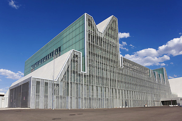 포토 JPG 해외이미지 모양 여행 건축양식 회의 풍경 사람없음 야외 건물 맑음 궁전 운명 도시 스페인 아라곤 엑스포 해외202004 해외포토 건축물 건축 유럽 고건축 비즈니스 날씨 파일형식 이미지허브