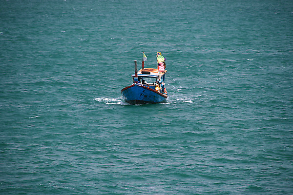 포토 JPG 해외이미지 나무 1 아시아 선 파도 바다 섬 여행 태국 자연 하늘 낚시 휴가 항해 어류 사람없음 야외 목재 물 항구 보트 숲 작음 함선 이국적 해외202004 해외포토 자연요소 식물 나라 배_교통 재료 교통시설 레저 수중동물 크기 생태계 파일형식 이미지허브