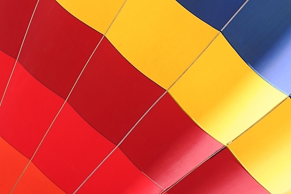 포토 JPG 해외이미지 디자인 패턴 오렌지 추상 아이디어 사람없음 빨간색 파란색 컬러풀 노란색 활발 직물 뜨거움 묘사 오브젝트 항공 비행선 풍선 색동 대각선 강렬 엘리먼트 해외202004 해외포토 선 컬러 컨셉 무늬 과일 파일형식 이미지허브