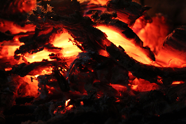 포토 JPG 해외이미지 불 사람없음 빨간색 노란색 뜨거움 벽난로 화상 해외202004 해외포토 자연요소 컬러 상처 파일형식 이미지허브