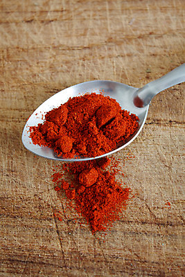 포토 JPG 해외이미지 문화 백그라운드 재료 고추 파프리카 건조 요리 동양인 인종 사람없음 빨간색 쌓기 주방 숟가락 저녁식사 활발 흰색 뜨거움 양념 달콤 맛 가루 인도인 먹기 허브 향신료 메뉴 유기농 질감 매움 상업 날카로움 밀가루 레시피 후추 카레 동쪽 고립 땅바닥 해외202004 해외포토 외국인 식물 웰빙 음식 컬러 컨셉 채소 모션 바닥 수저 사람 식사 방향 향미료 파일형식 이미지허브