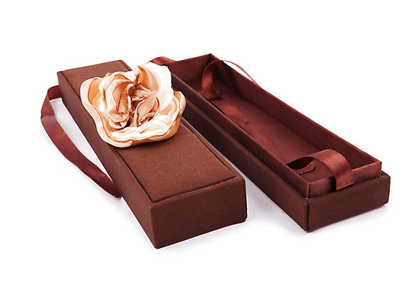 포토 JPG 해외이미지 1 디자인 계절 기념일 리본 종이 백그라운드 크리스마스 새로움 기념 발렌타인데이 선물 사랑 이벤트 사람없음 장식 빨간색 쇼핑 상자 파티 축제 놀람 흰색 축하 생일 화려 고급 연도 오브젝트 활 싱글 주기 패키지 고립 해외202004 해외포토 감정 컬러 컨셉 모션 데이이벤트 표정 파일형식 이미지허브