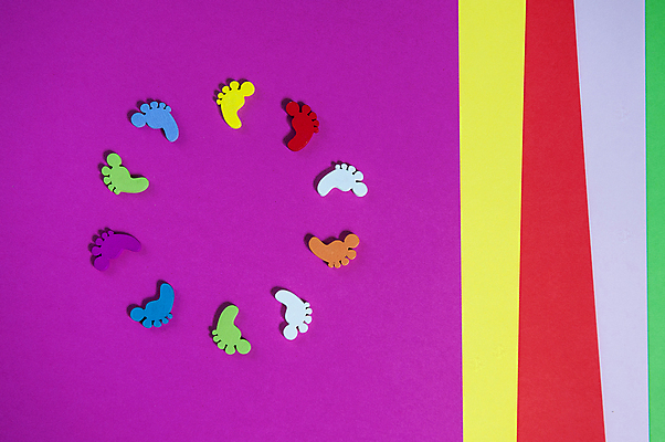 포토 JPG 해외이미지 1 디자인 행복 종이 어린이 백그라운드 무지개 패턴 놀이 추상 휴가 새로움 사람없음 빨간색 초록색 컬러풀 장난감 노란색 보라색 쪽지 봄 에너지 게임 흰색 아기 원형 거친 막대기 메시지 발자국 플라스틱 오브젝트 시트 양발 엘리먼트 핸드메이드 해외202004 해외포토 자연요소 도형 계절 감정 컬러 컨셉 무늬 자국 재질 사람 파일형식 이미지허브