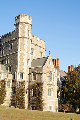 포토 JPG 해외이미지 나무 1 공원 건축양식 창문 사람없음 야외 건물 세로 갈색 미국 회색 흰색 아치 타운 벌거벗은 옛날 해외202004 해외포토 식물 건축물 공공시설 건축 컬러 북아메리카 도시 파일형식 이미지허브