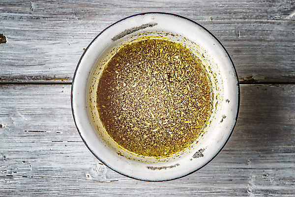 포토 JPG 해외이미지 접시 음식 재료 탁자 건조 육류 요리 사람없음 목재 가로 노란색 금속 소고기 흰색 사발 수프 허브 향신료 준비 스크래치 옛날 해외202004 해외포토 나무 식물 식기 컬러 가구 식재료 재질 사기그릇 향미료 파일형식 이미지허브