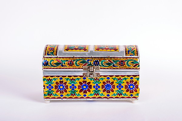 포토 JPG 해외이미지 디자인 백그라운드 미술 사람없음 장식 빨간색 초록색 파란색 빛 상자 노란색 금속 흰색 우아함 보석 인도인 수공예 궤 복잡 해외202004 해외포토 외국인 컬러 컨셉 재질 문화예술 동양인 광석 공예 파일형식 이미지허브